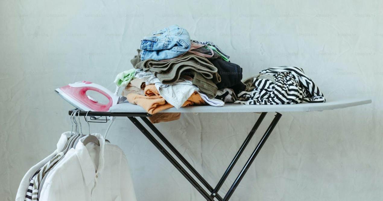 How To Remove Underarm Odour From Clothes Fast: 3 Easy Steps