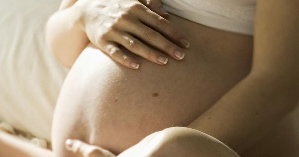Is a Hairy Belly During Pregnancy Normal?