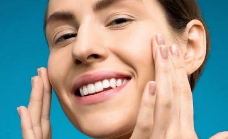 How Face Tapping Is Done