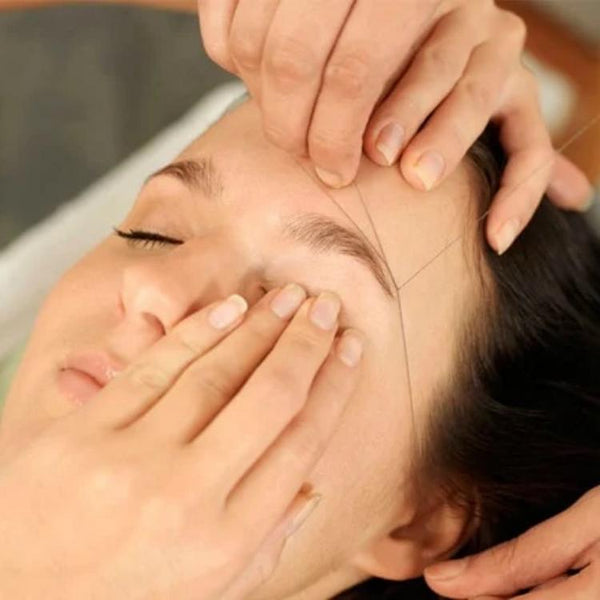 How to Thread Eyebrows